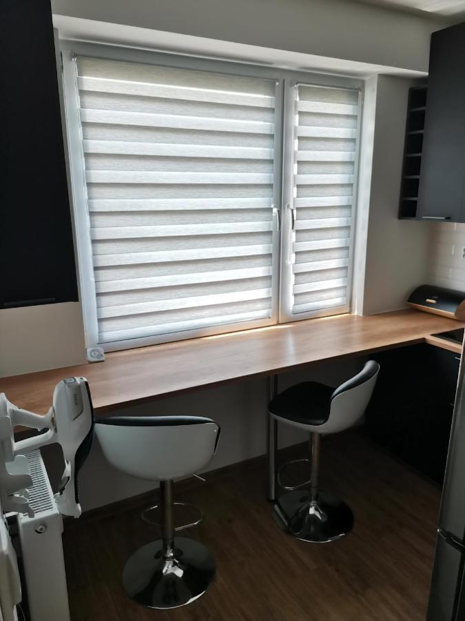 Przytulny Apartament W Wiezowcu - Centrum Miasta Podwislocze 38 제수프 외부 사진