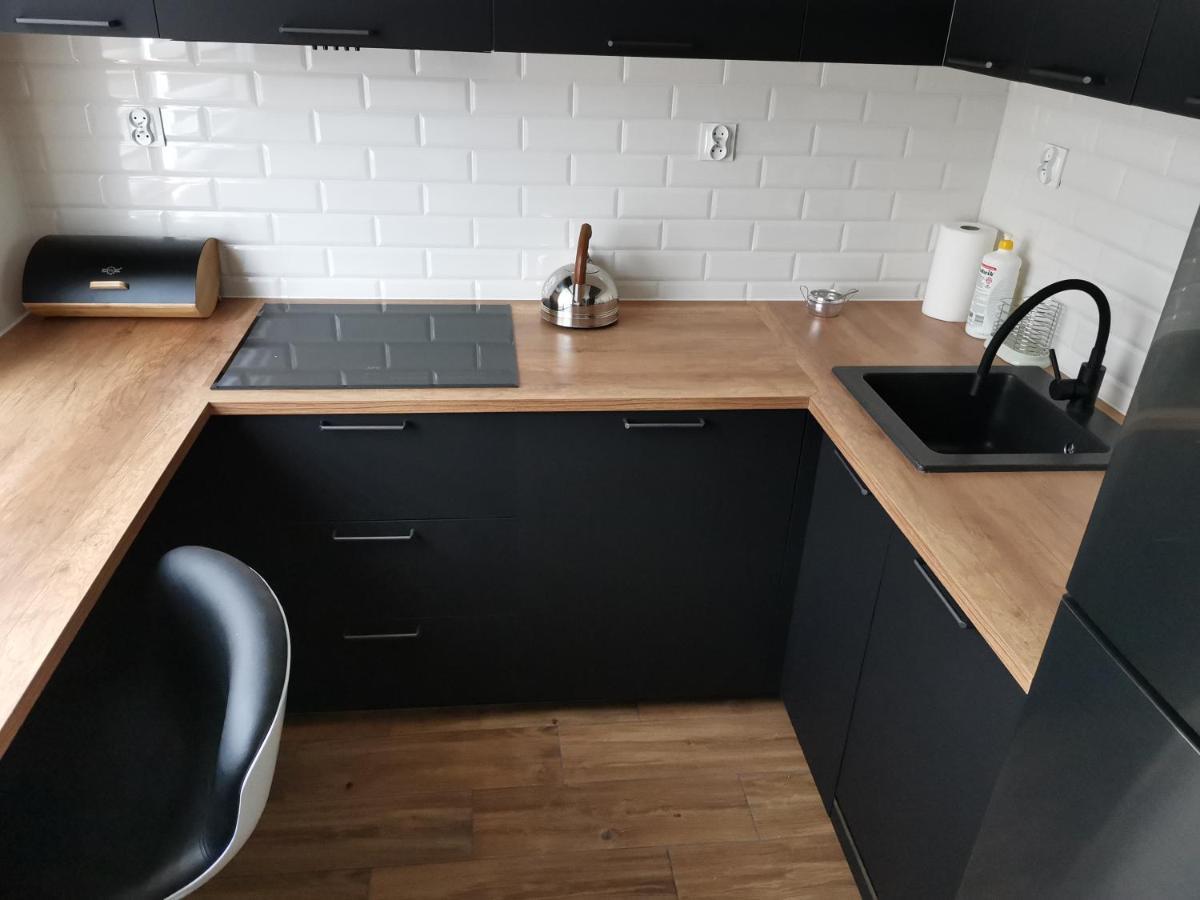Przytulny Apartament W Wiezowcu - Centrum Miasta Podwislocze 38 제수프 외부 사진