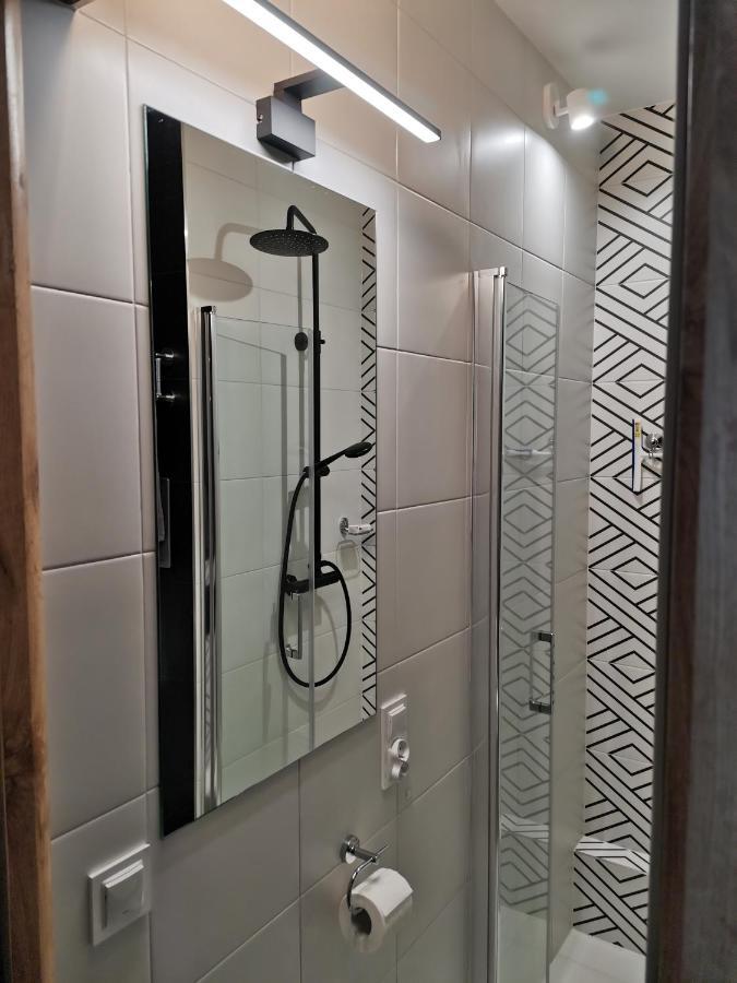 Przytulny Apartament W Wiezowcu - Centrum Miasta Podwislocze 38 제수프 외부 사진