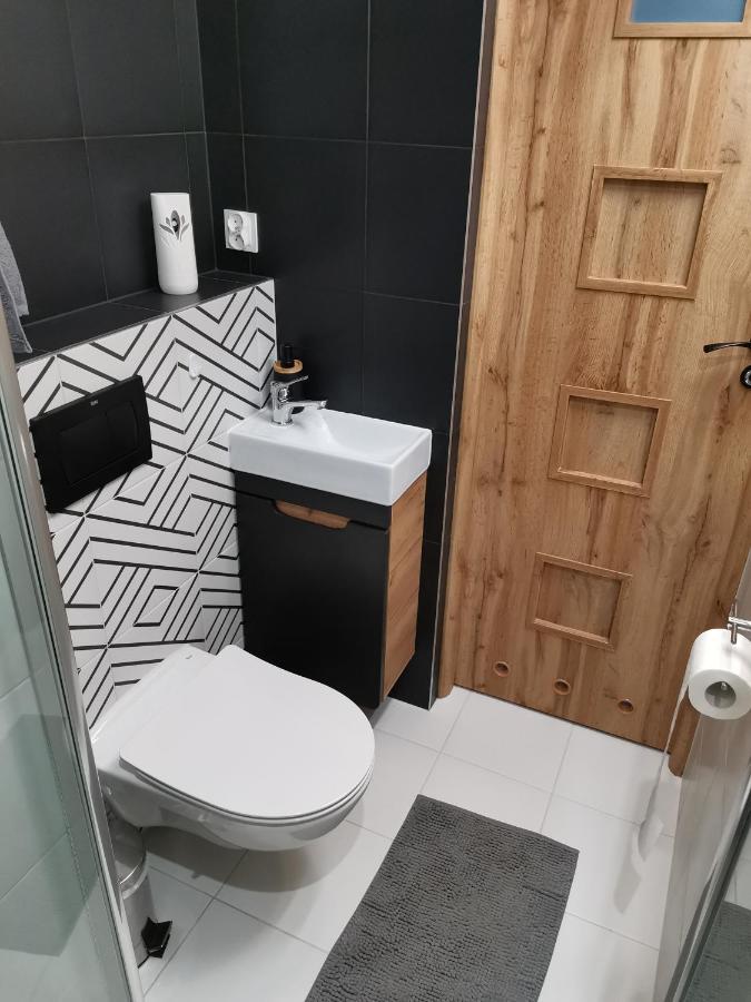 Przytulny Apartament W Wiezowcu - Centrum Miasta Podwislocze 38 제수프 외부 사진