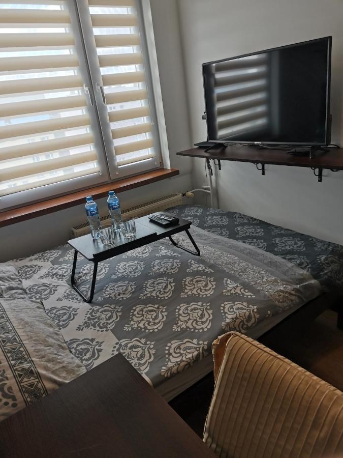 Przytulny Apartament W Wiezowcu - Centrum Miasta Podwislocze 38 제수프 외부 사진