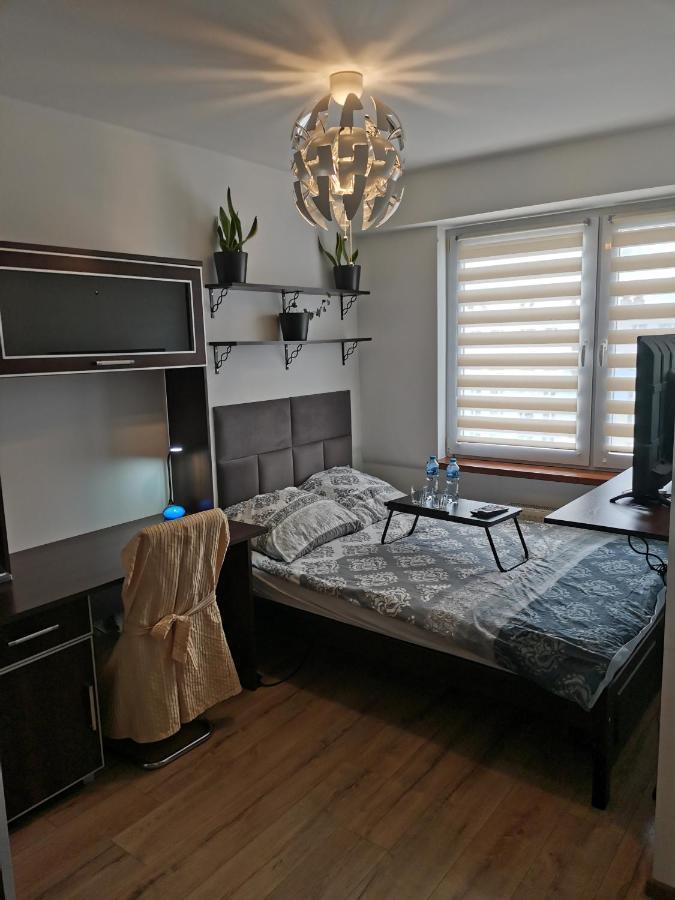 Przytulny Apartament W Wiezowcu - Centrum Miasta Podwislocze 38 제수프 외부 사진